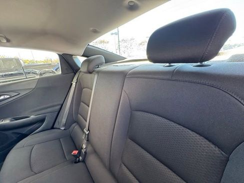 Used 2020 Chevrolet Malibu LS image 21