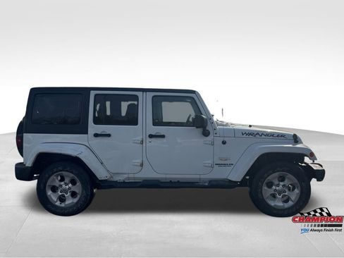 Used 2015 Jeep Wrangler Unlimited Sahara w/ Dual Top Group image 7