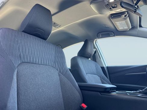 Used 2025 Toyota Camry LE FWD image 28