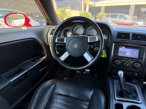 Used 2010 Dodge Challenger R/T image 20