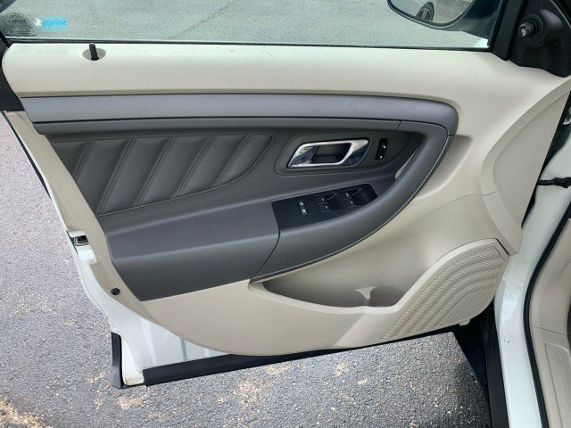 Used 2010 Ford Taurus SEL FWD image 10
