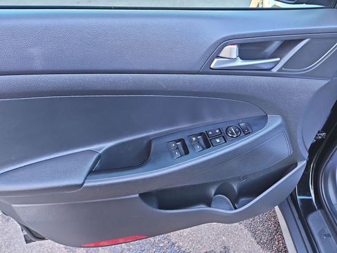 Used 2017 Hyundai Tucson Sport image 10