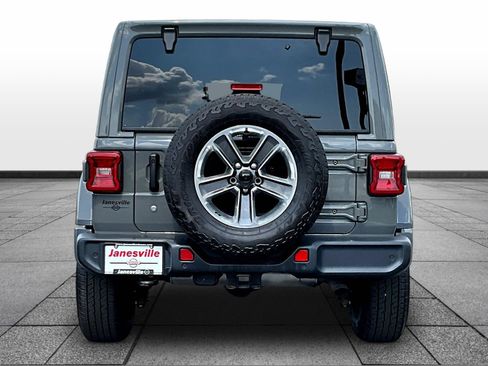 Used 2020 Jeep Wrangler Unlimited Sahara AWD/4WD image 6