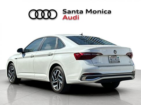 Used 2024 Volkswagen Jetta SEL FWD image 6