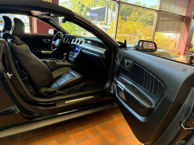 Used 2022 Ford Mustang Premium RWD image 25