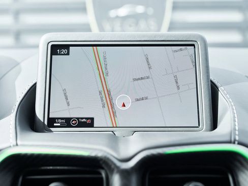 Used 2023 Aston Martin V12 Vantage image 64