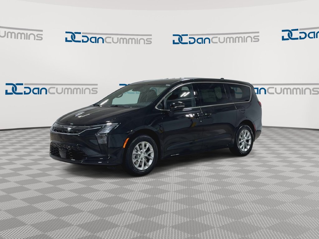New 2027 Chrysler Pacifica Select w/ Family Tech Group AWD/4WD image 5