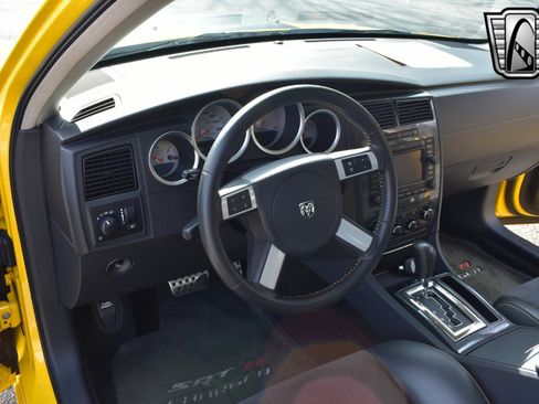 Used 2007 Dodge Charger SRT8 w/ SRT Option Group III image 23