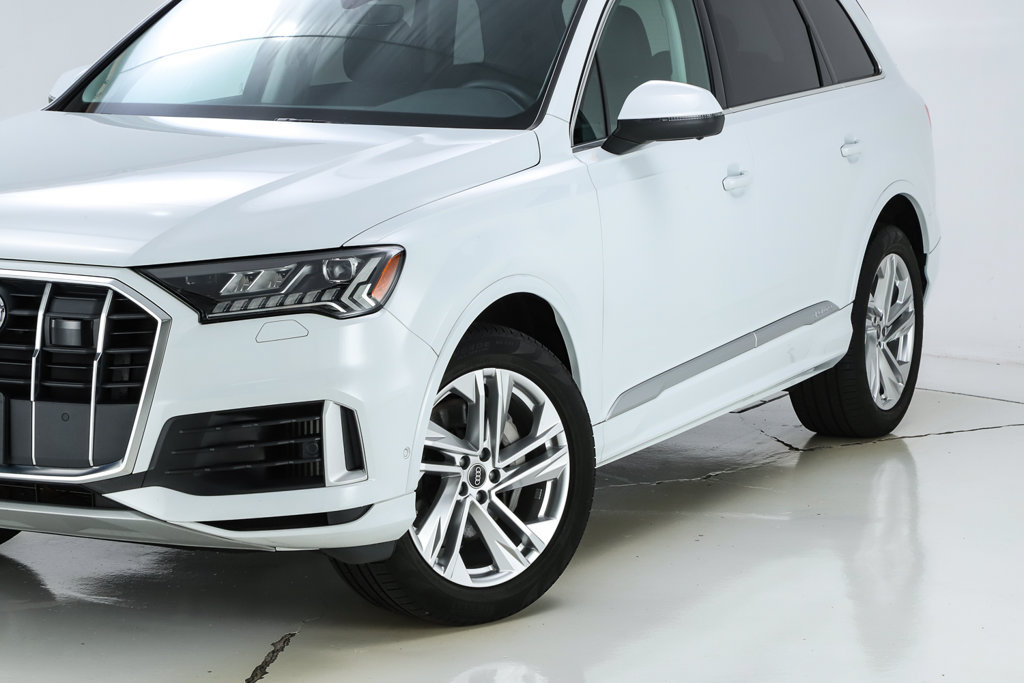 Used 2023 Audi Q7 3.0T Premium Plus AWD/4WD image 4