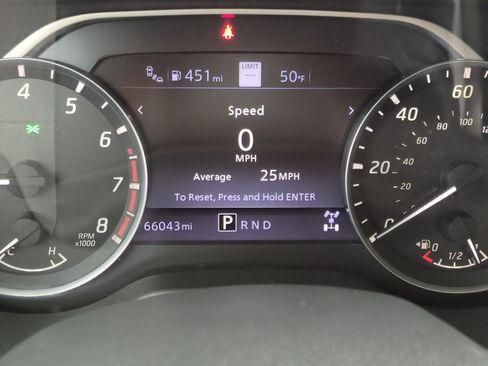 Used 2021 Nissan Titan SV w/ SV Convenience Package image 20