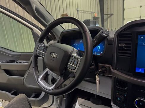 Used 2025 Ford F150 XLT w/ Equipment Group 301A Standard AWD/4WD image 13