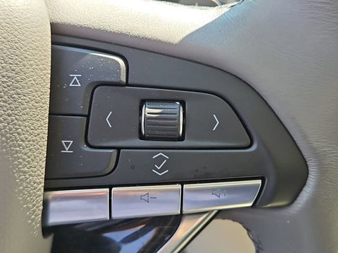 Certified 2023 Cadillac XT6 Premium Luxury w/ Technology Package AWD/4WD image 12