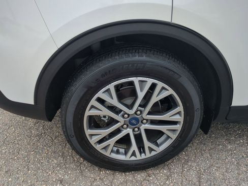 Used 2022 Ford Escape SEL FWD image 35