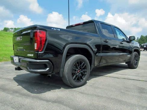 Used 2023 GMC Sierra 1500 Elevation image 15