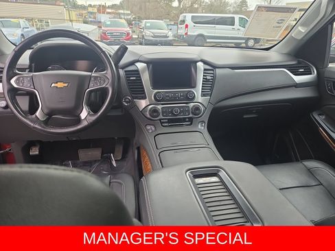 Used 2020 Chevrolet Tahoe Premier AWD/4WD image 15