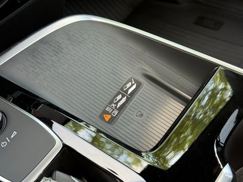 New 2026 Buick Enclave Sport Touring w/ Power Package image 7