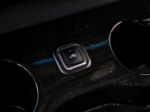 Used 2023 Mercedes-Benz Sprinter 2500 image 49