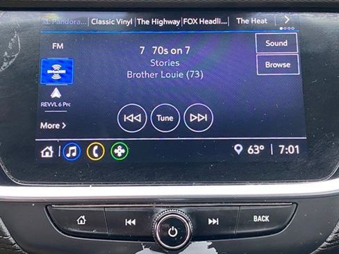 Used 2021 Buick Encore GX Preferred w/ Cold Weather Comfort Package image 12