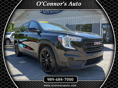 Used 2022 GMC Terrain SLE w/ Driver Convenience Package AWD/4WD image 1