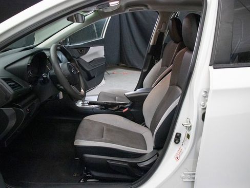 Used 2019 Subaru Crosstrek 2.0i w/ Eyesight System image 24