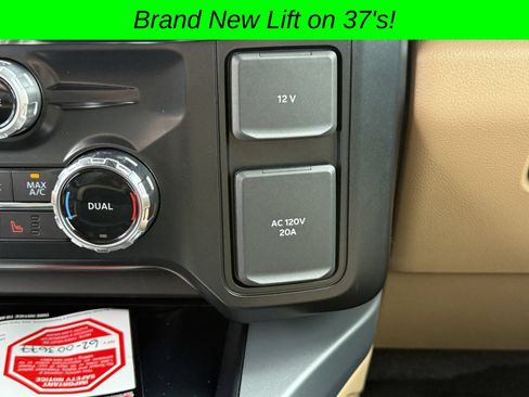 Used 2025 Ford F350 Lariat w/ Lariat Ultimate Package AWD/4WD image 34