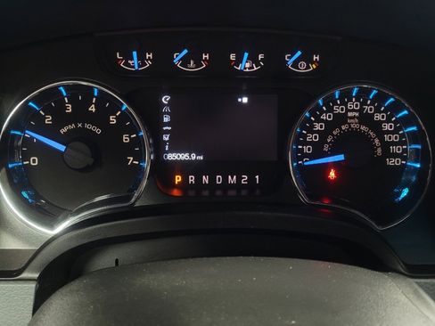 Used 2012 Ford F150 XLT w/ XLT Chrome Pkg image 23