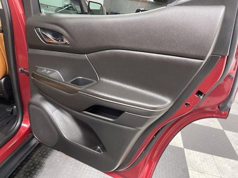 Used 2019 GMC Acadia SLT AWD/4WD image 14