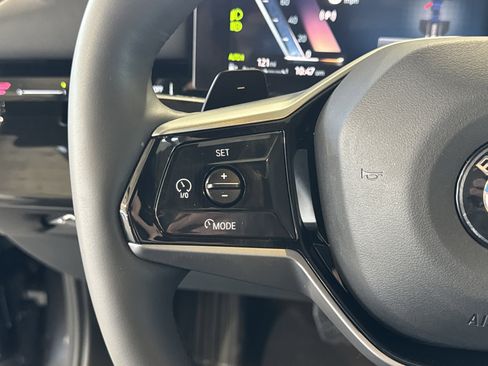 Certified 2025 BMW 530i image 21