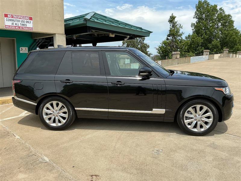 Used 2017 Land Rover Range Rover HSE AWD/4WD image 8