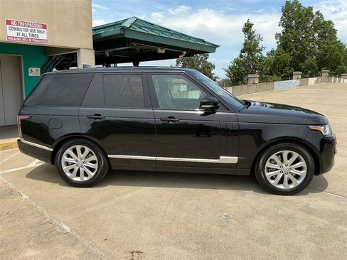 Used 2017 Land Rover Range Rover HSE AWD/4WD image 8