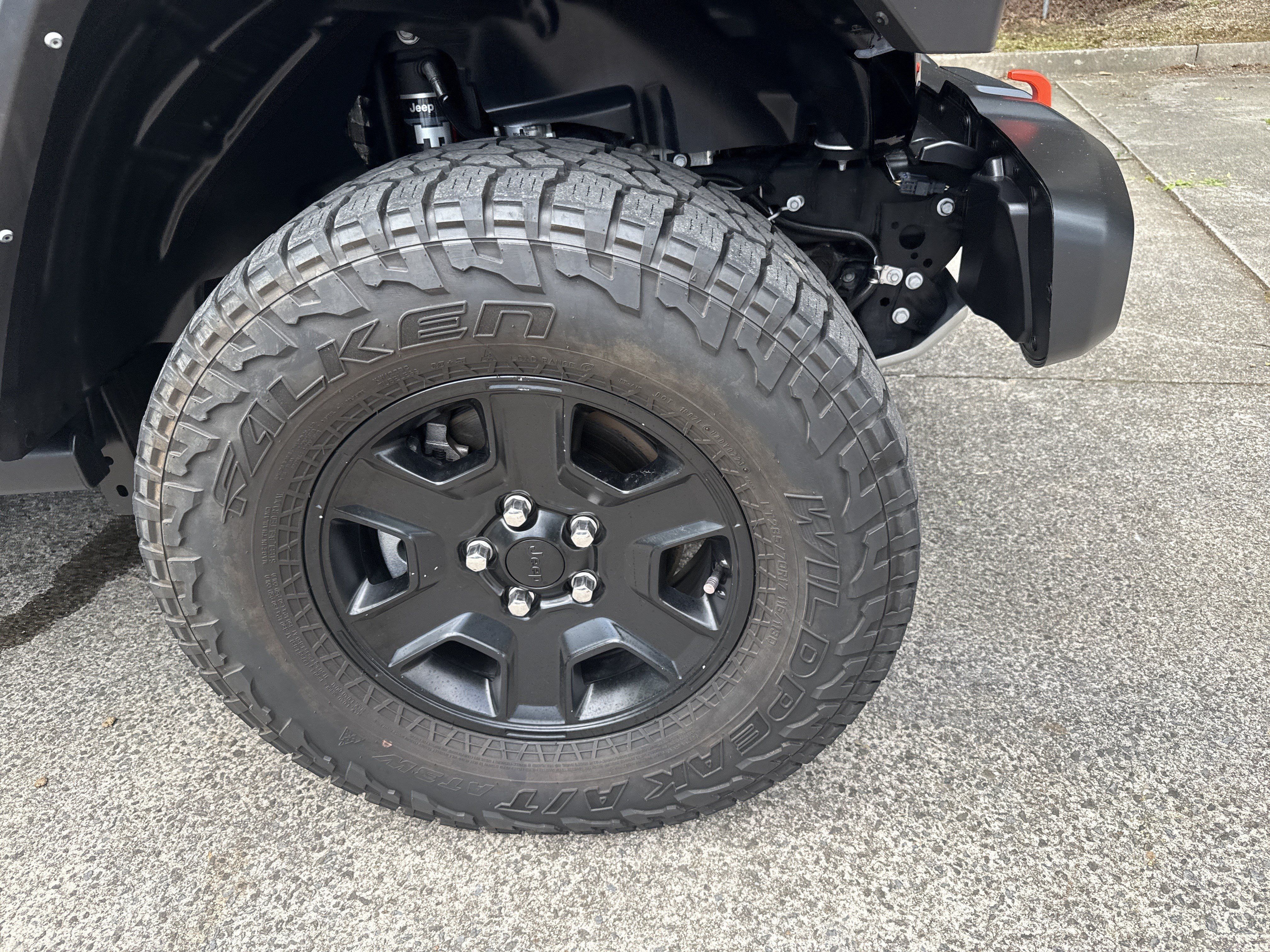 Used 2023 Jeep Gladiator Mojave w/ Trailer Tow Package AWD/4WD image 13