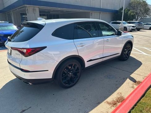 Used 2023 Acura MDX w/ Technology Package FWD image 3