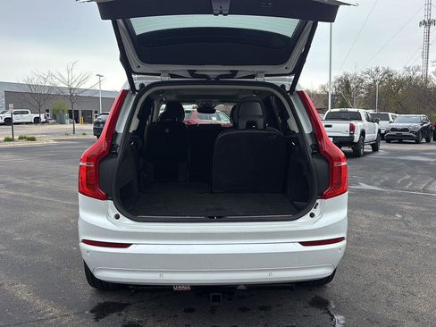 Used 2023 Volvo XC90 B5 Core w/ Climate Package AWD/4WD image 14