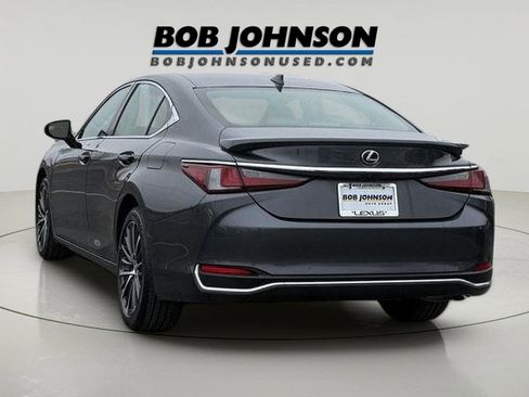 Used 2023 Lexus ES 250 w/ Premium Package image 4
