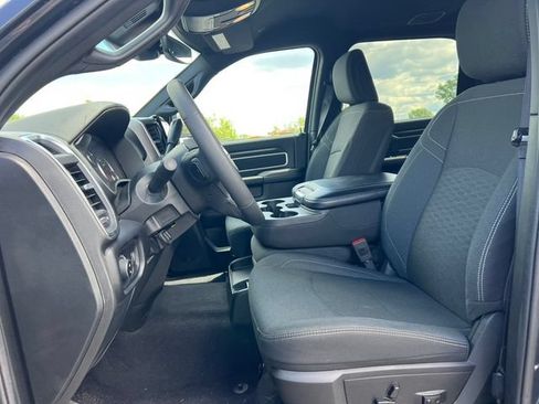 Used 2025 RAM 2500 Big Horn AWD/4WD image 4