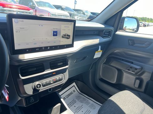 New 2025 Ford Maverick XL w/ Equipment Group 102A image 12