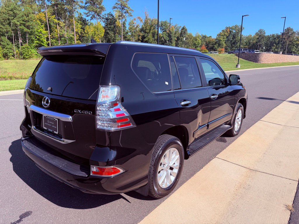 Used 2015 Lexus GX 460 w/ Premium Package AWD/4WD image 12