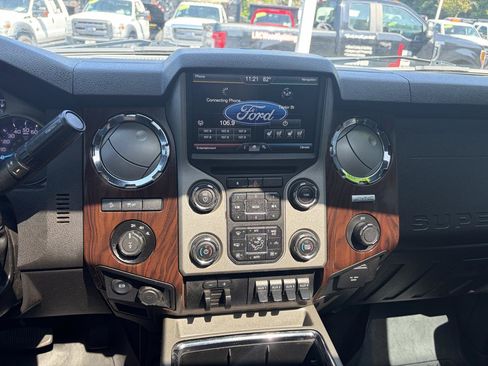 Used 2016 Ford F350 Lariat w/ Lariat Ultimate Package AWD/4WD image 26