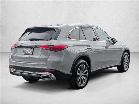 Used 2026 Mercedes-Benz GLC 300 image 5