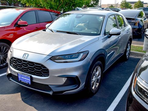 Used 2024 Honda HR-V LX image 1