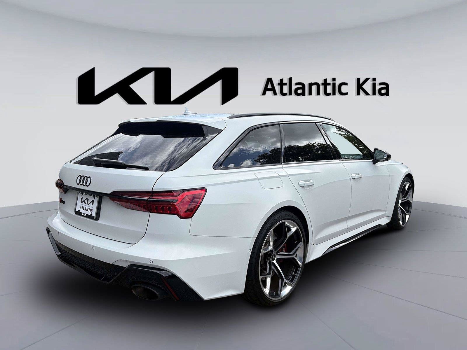 Used 2024 Audi RS 6 performance AWD/4WD image 6
