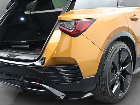 Certified 2024 Acura ZDX Type S image 20
