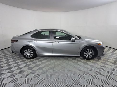 Used 2023 Toyota Camry LE FWD image 4
