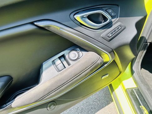 Used 2021 Chevrolet Camaro SS image 29