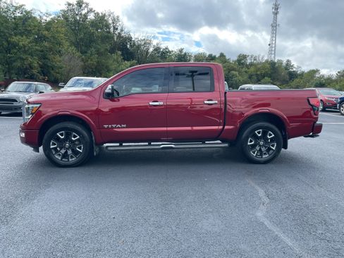 Used 2022 Nissan Titan Platinum Reserve w/ Moonroof Package image 3