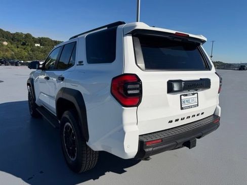 Certified 2025 Toyota 4Runner TRD Sport Premium AWD/4WD image 9