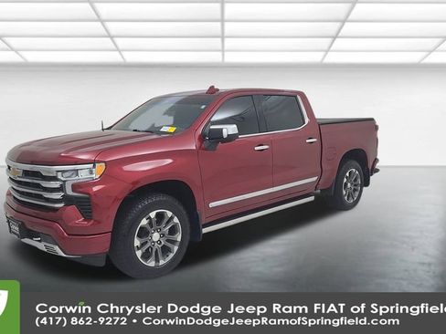 Used 2023 Chevrolet Silverado 1500 High Country w/ Technology Package image 7