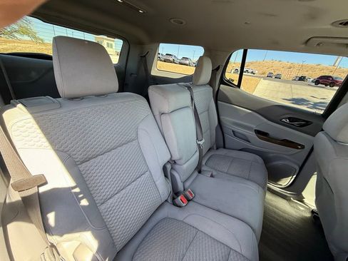 Used 2018 GMC Acadia SLE w/ LPO, Protection Package image 15