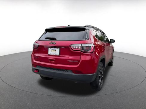 Used 2025 Jeep Compass Trailhawk AWD/4WD image 14