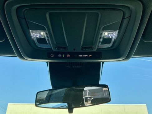 Used 2022 GMC Sierra 1500 Elevation w/ LPO, Elevation Black Package image 33